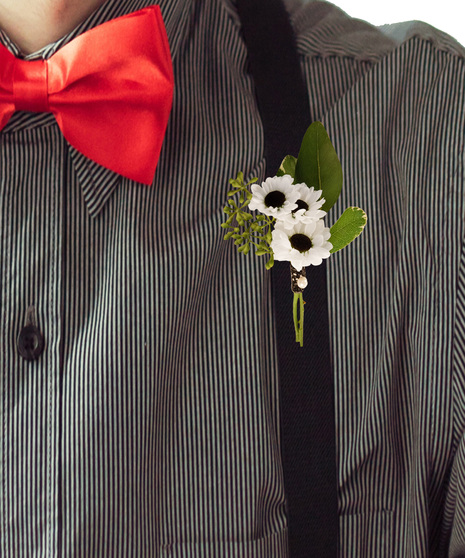 Petals & Pins - WITH RIBBON WRAP