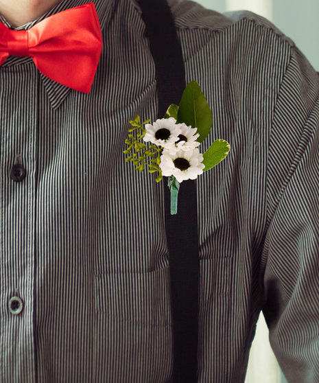 Petals & Pins - WITHOUT RIBBON WRAP