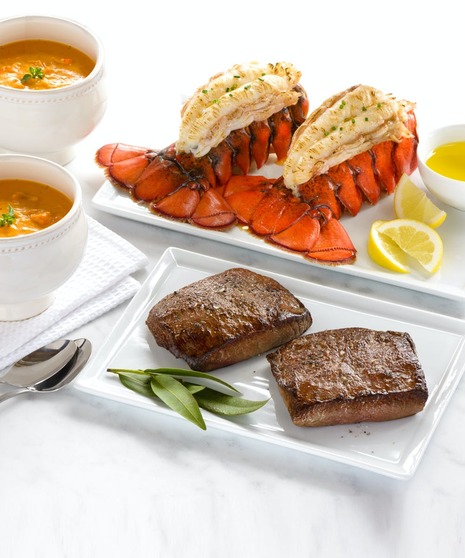 Maine Tail and Kobe Gift Bucket